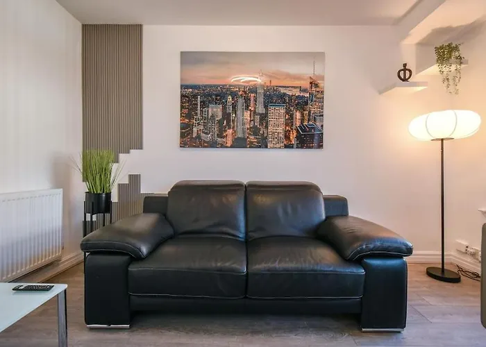 Modern Home: Heart Of Blackburn